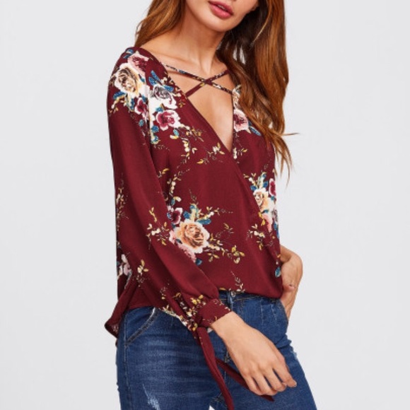 LAST ONE! Floral blouse - Picture 3 of 6